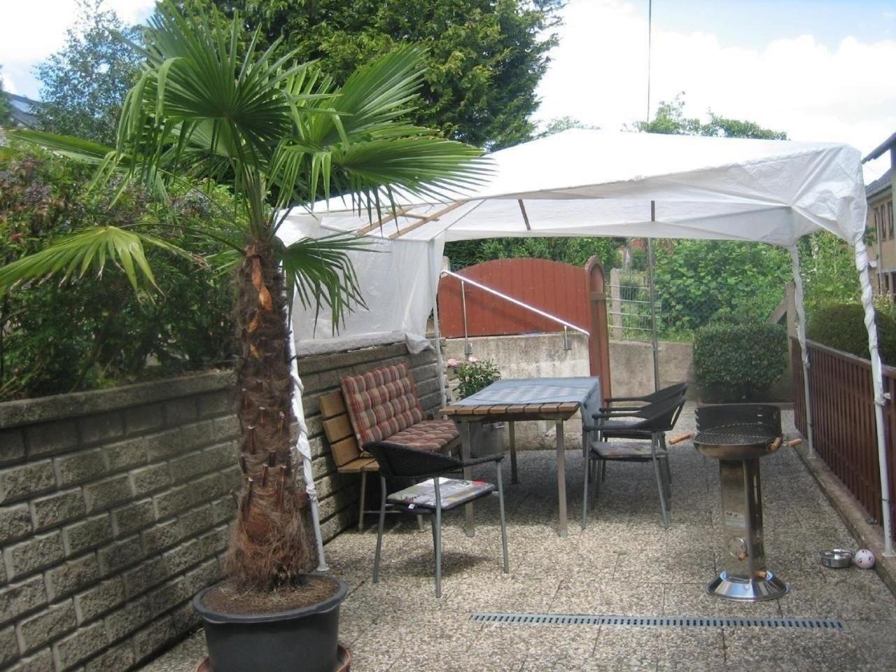 Grosse Wohnung In Polle Mit Garten Und Grill Exterior foto